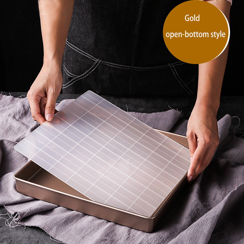 The special shaping mold for snowflake fudge and nougat is suitable for a 28x28cm baking pan.