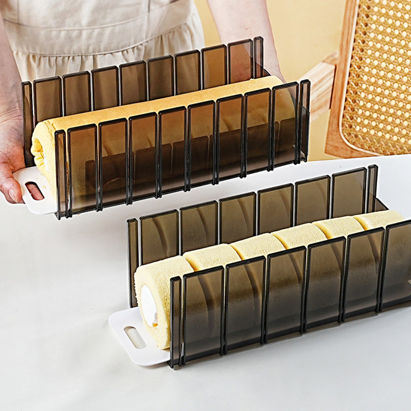Specialized uniform division mold slicer for cutting cake rolls into pieces