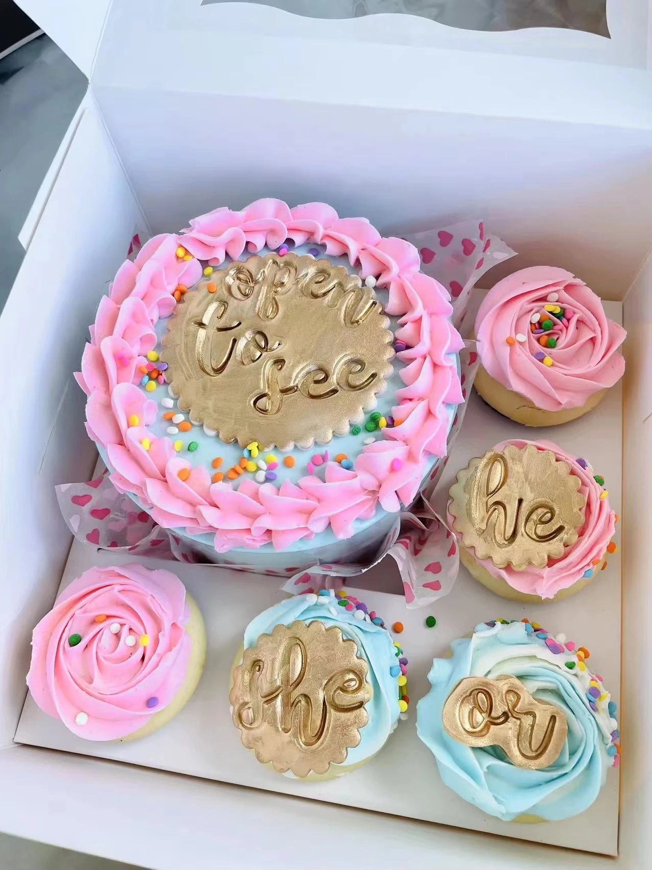 New Style Cupcake Box Baking Packaging Egg Tart Muffin Box Cupcake Container Box With Transparent PVC Lid