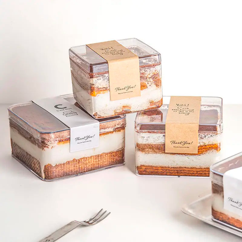 Customized High-quality Food Grade Plastic Transparent Biscuit Box, Pastry and Dessert Tiramisu Small square Transparent Box
