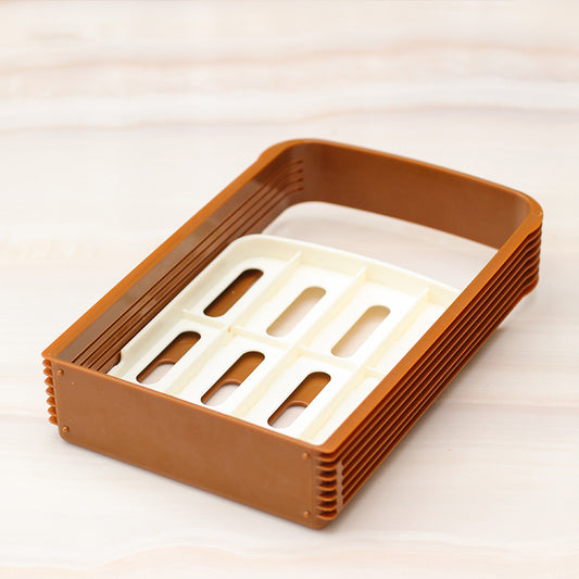 Manual bread and toast slicing tool